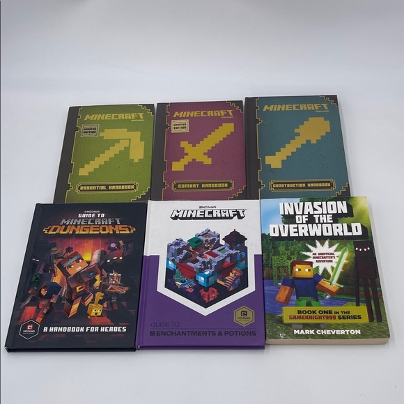 Minecraft Handbook Collection Lot - Picture 2 of 11